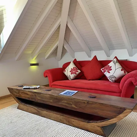 Bed & Breakfast Residence Lagos 4*