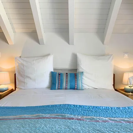 Residence Lagos Bed & Breakfast