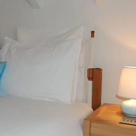 Residence Lagos Bed & Breakfast