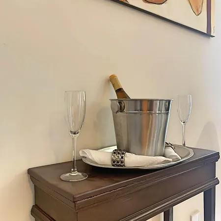 Bed & Breakfast Residence Lagos Lagos