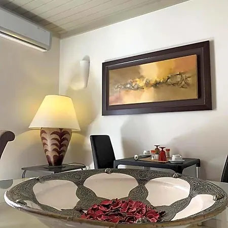 Bed & Breakfast Residence Lagos Lagos