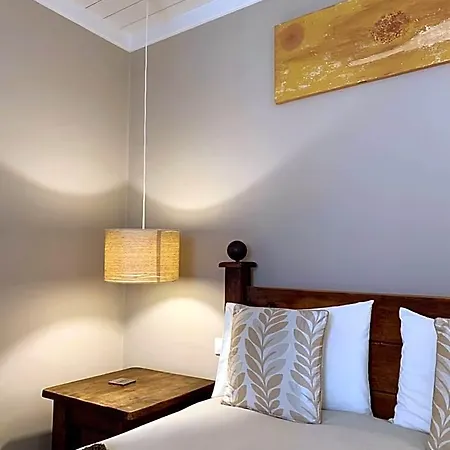Residence Lagos Bed & Breakfast