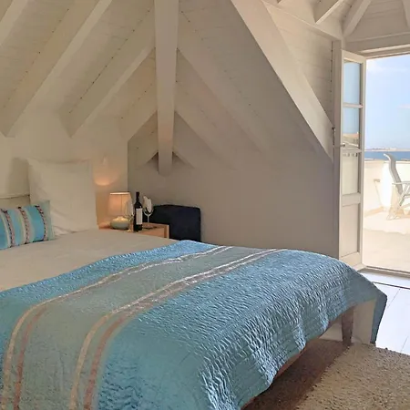 Bed & Breakfast Residence Lagos 4*