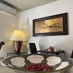 Bed and breakfast Residence Lagos 4*