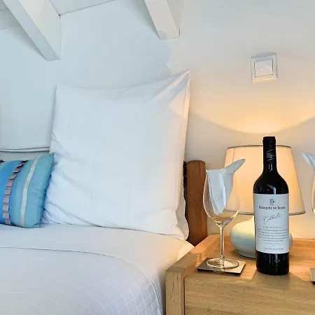 Bed and breakfast Residence Lagos Lagos